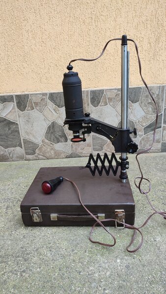 Aparat pentru marit poze.